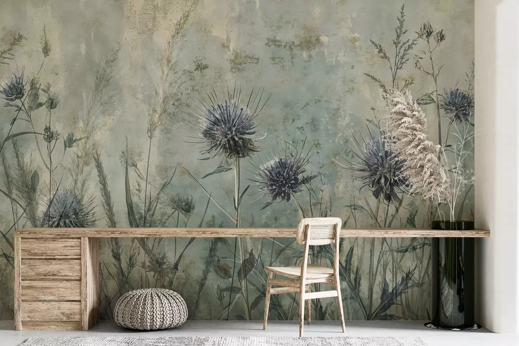 wall murals Поље љубичастих цветова чичка са замагљеним цветовима и лишћем у старинској текстурној позадини w08463