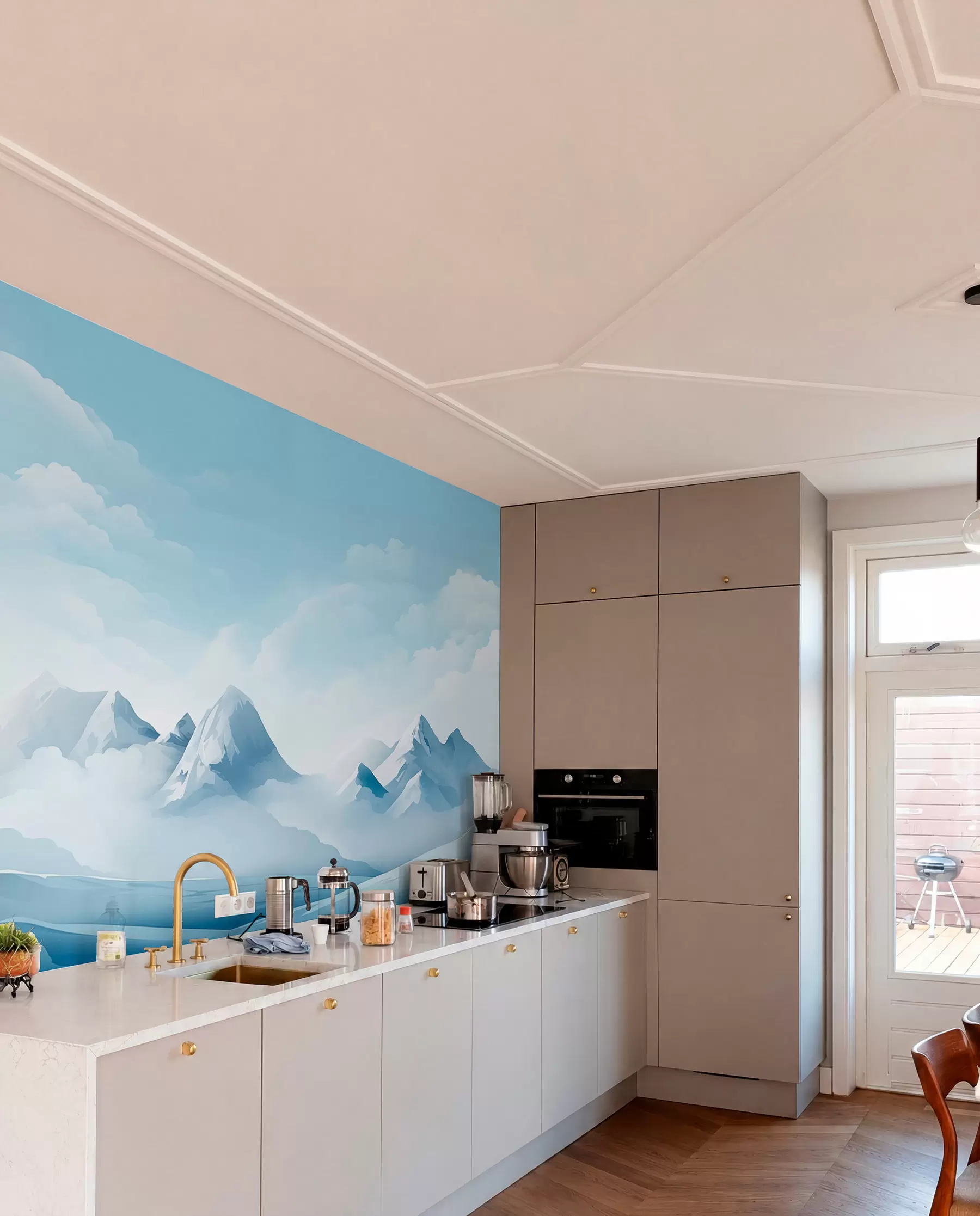 wall murals Минималистички плави облаци и планине, ледено време w08811