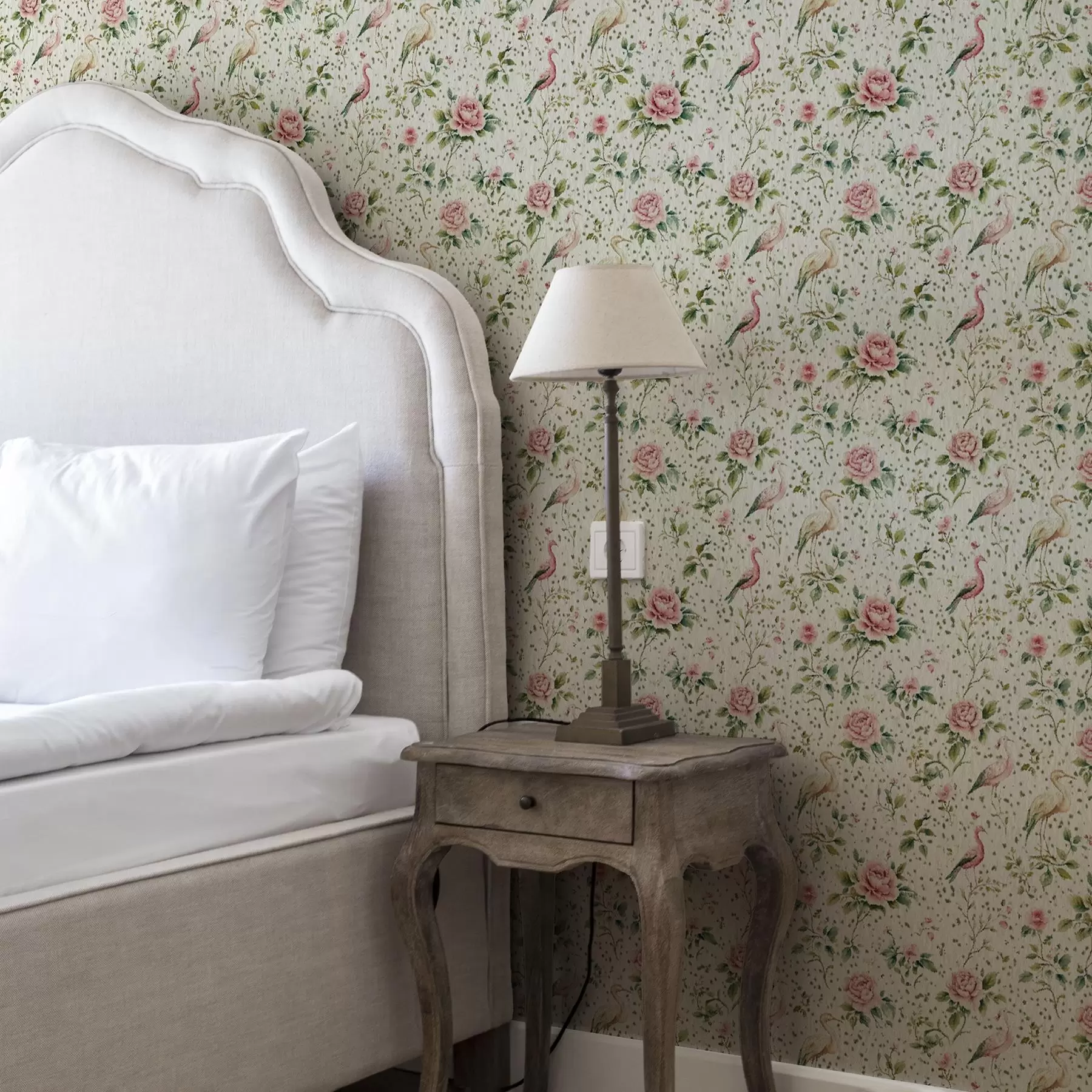 wall murals Пастелно ружичасте руже и птице у стилу „shabby chic“ a00201