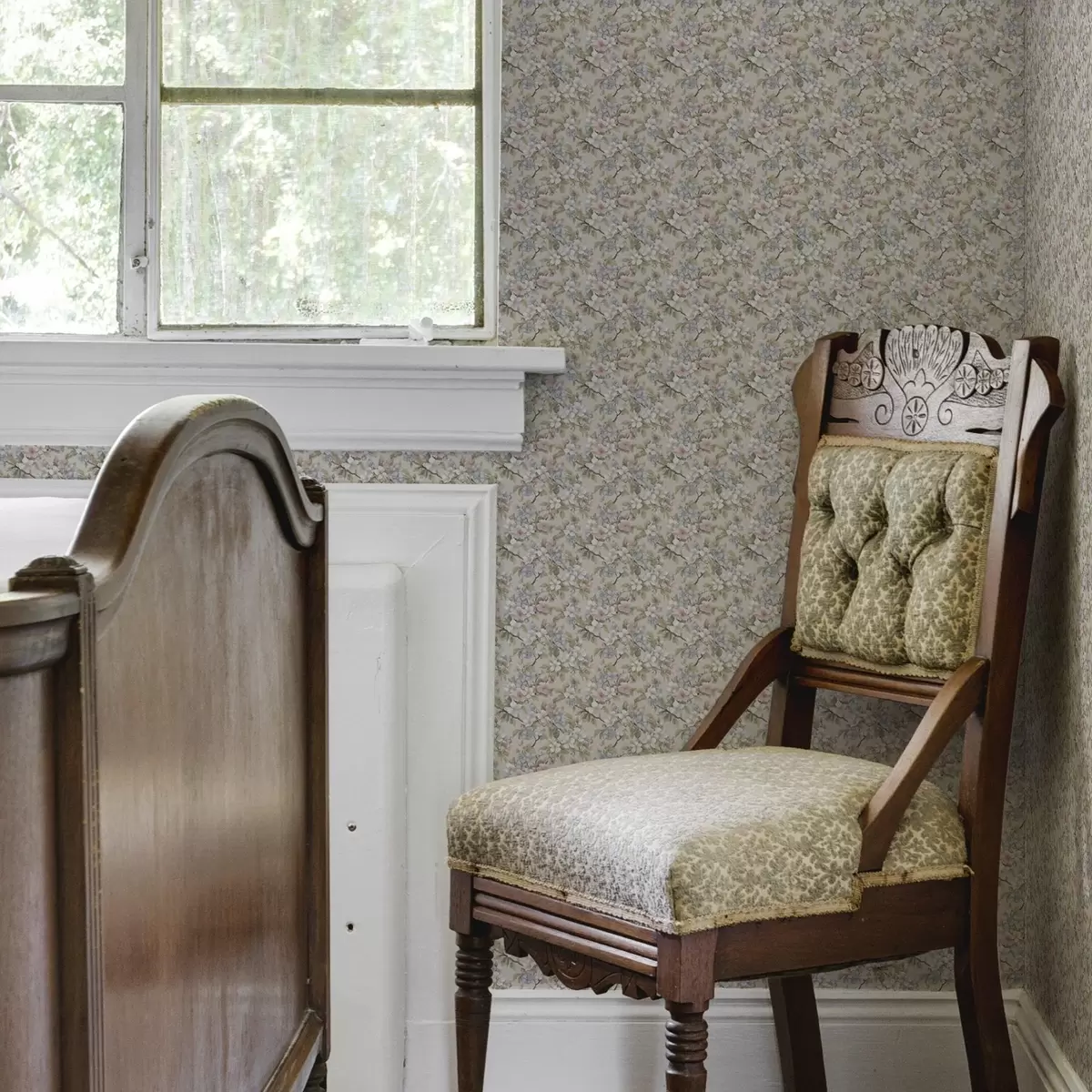 Позадина Дијагонални букет са пролећним цвећем у нежним нијансама a00204