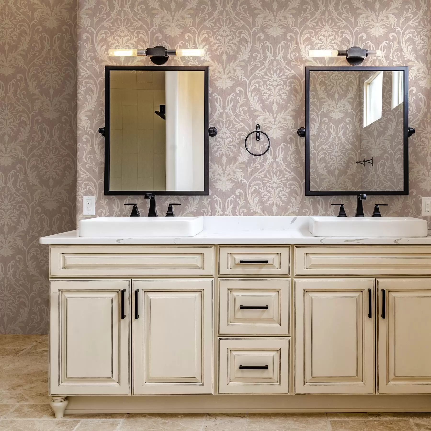 wall murals Класични дамаск на ружичастој позадини, барокни узорак a00227