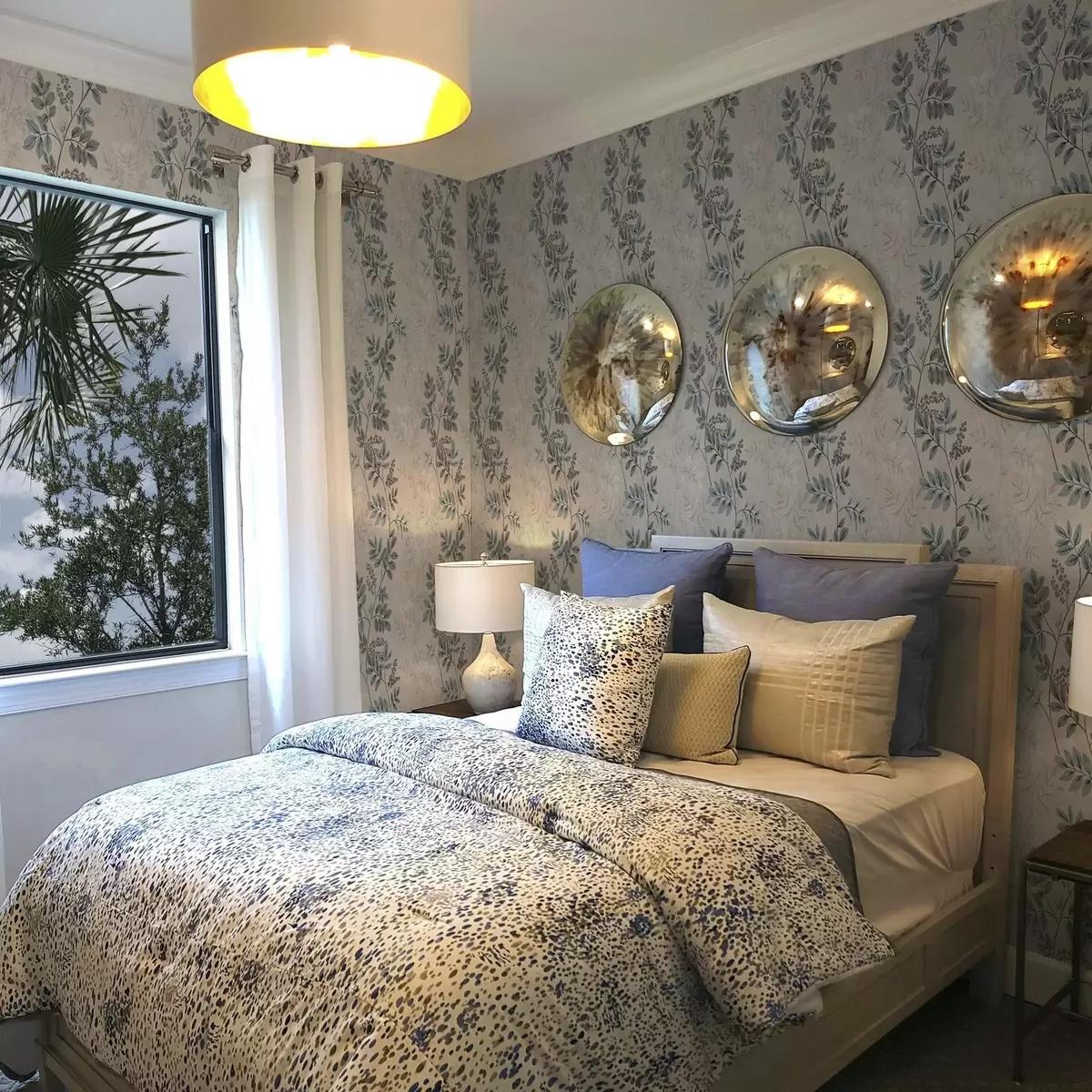 Позадина Гране бобичастог воћа у пастелним нијансама са сиво-плавим листовима a00443