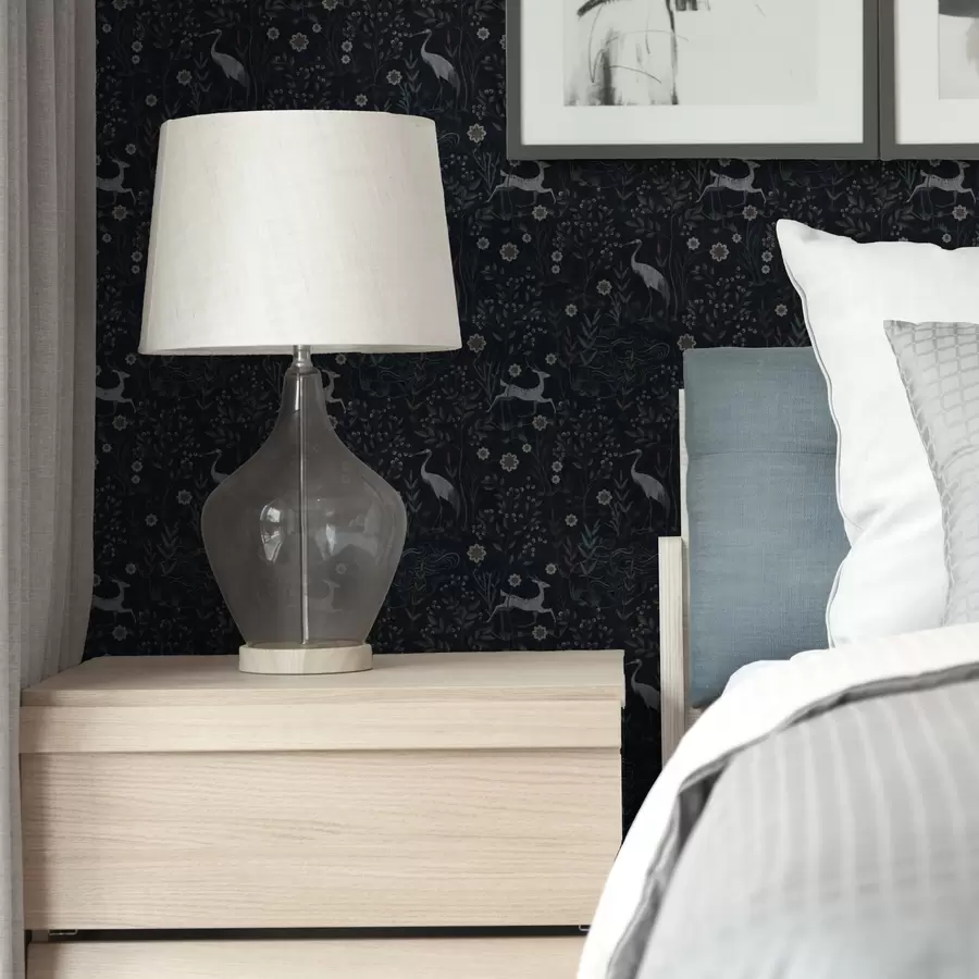 wall murals Тамна позадина са белим птицама и јеленима a00363