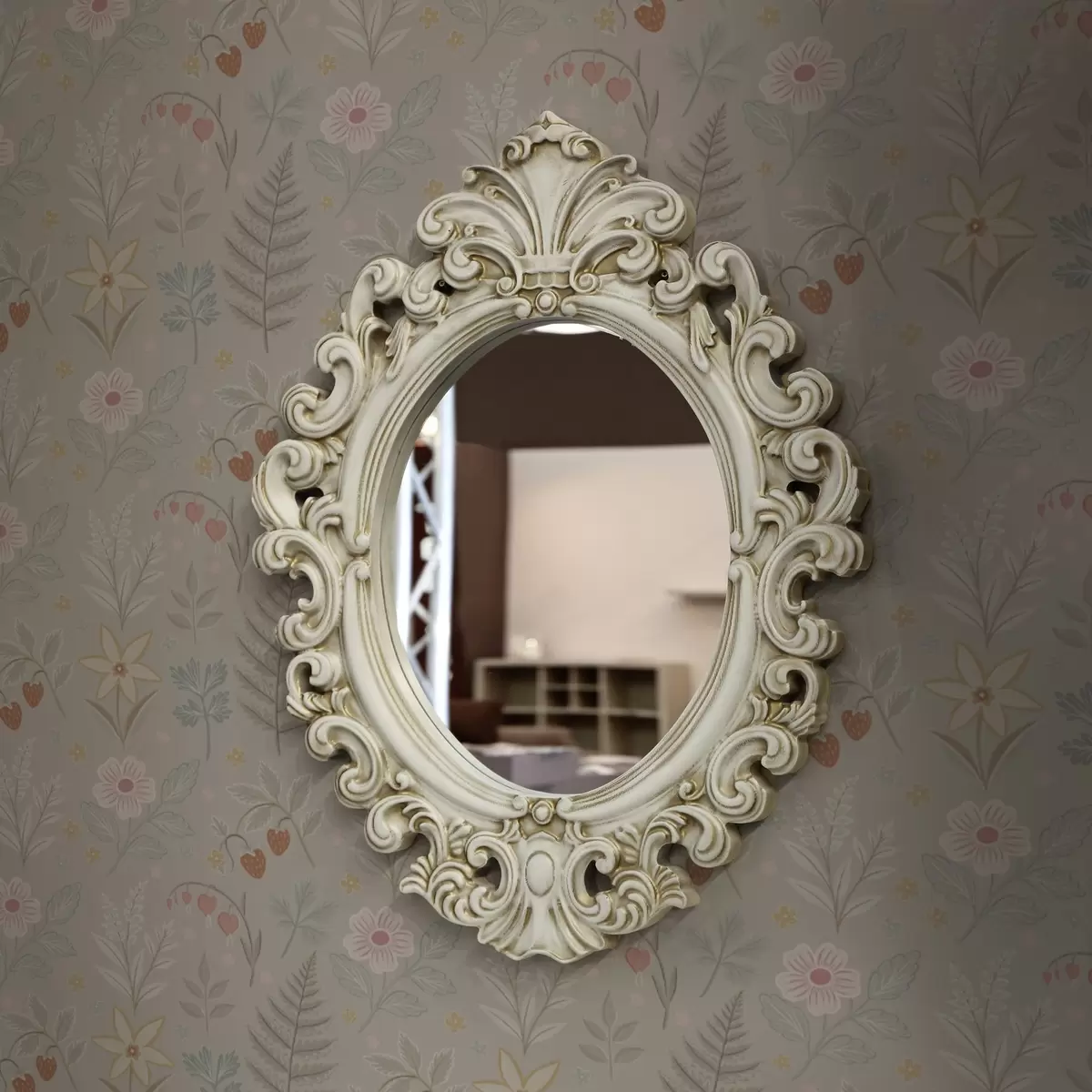 Позадина Пастелно цвеће и бобице на светло сивој позадини a00406