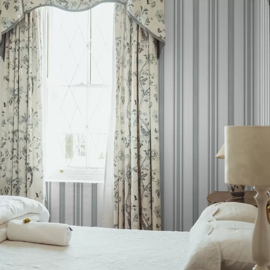 wall murals Двоструки узорак са сиво-плавим пругама a00554