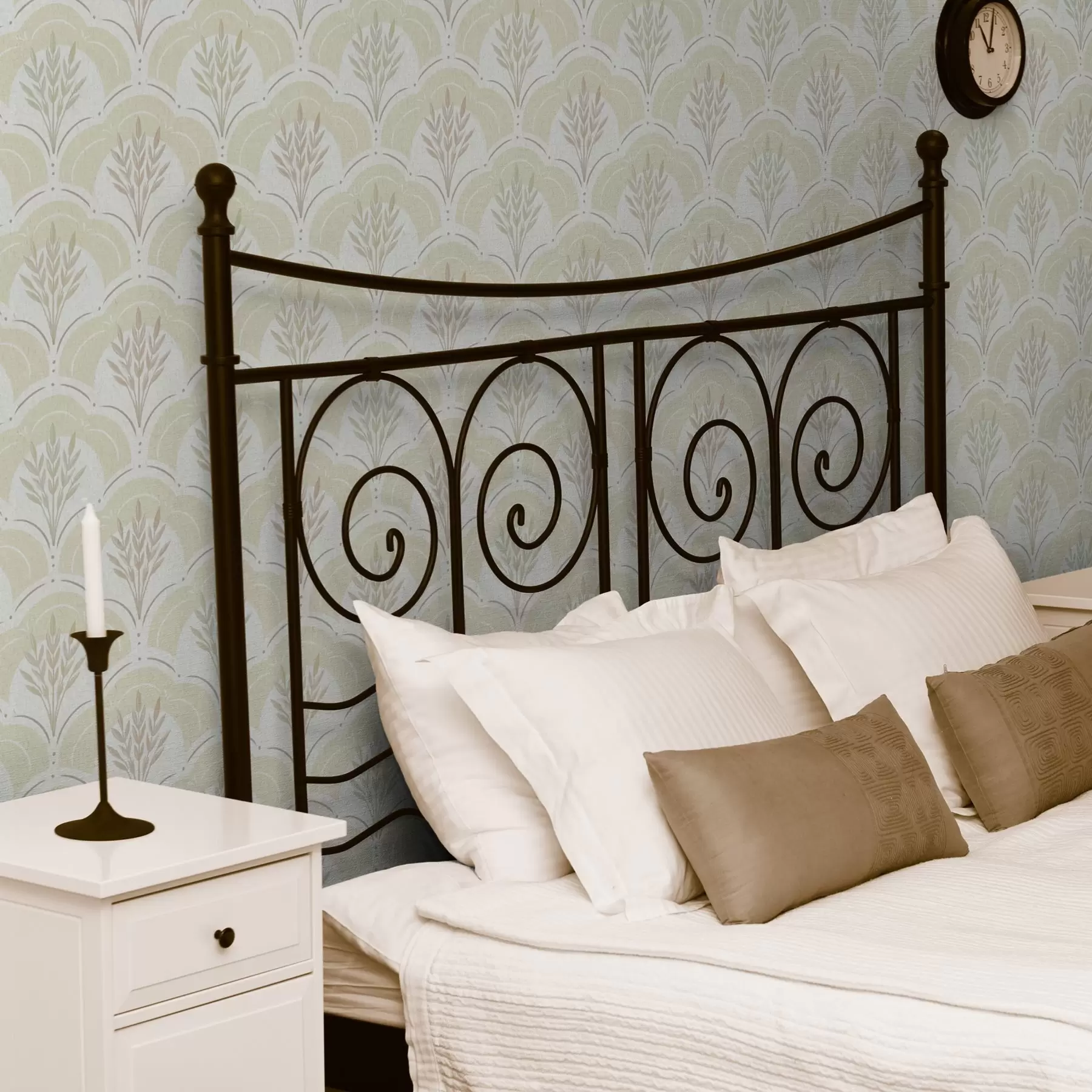 wall murals Пшеница унутар лукова, мека кремасто-жута акварелна подлога a00607