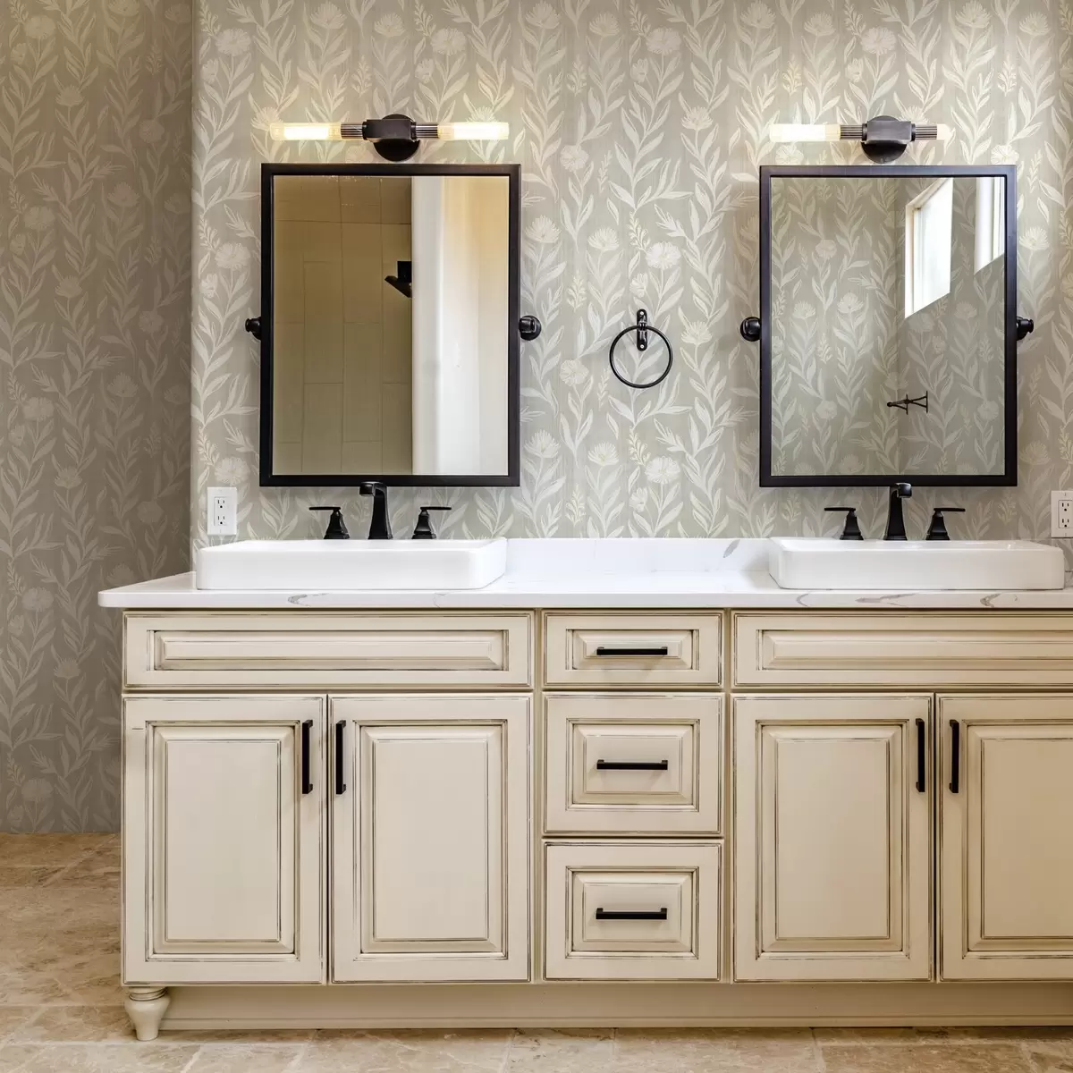 Позадина Светле траве и цвеће на беж, скицираним линијама a00618