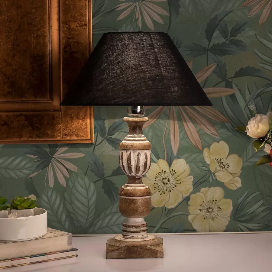 wall murals Жуто цвеће усред зелене лиснате текстуре a00718