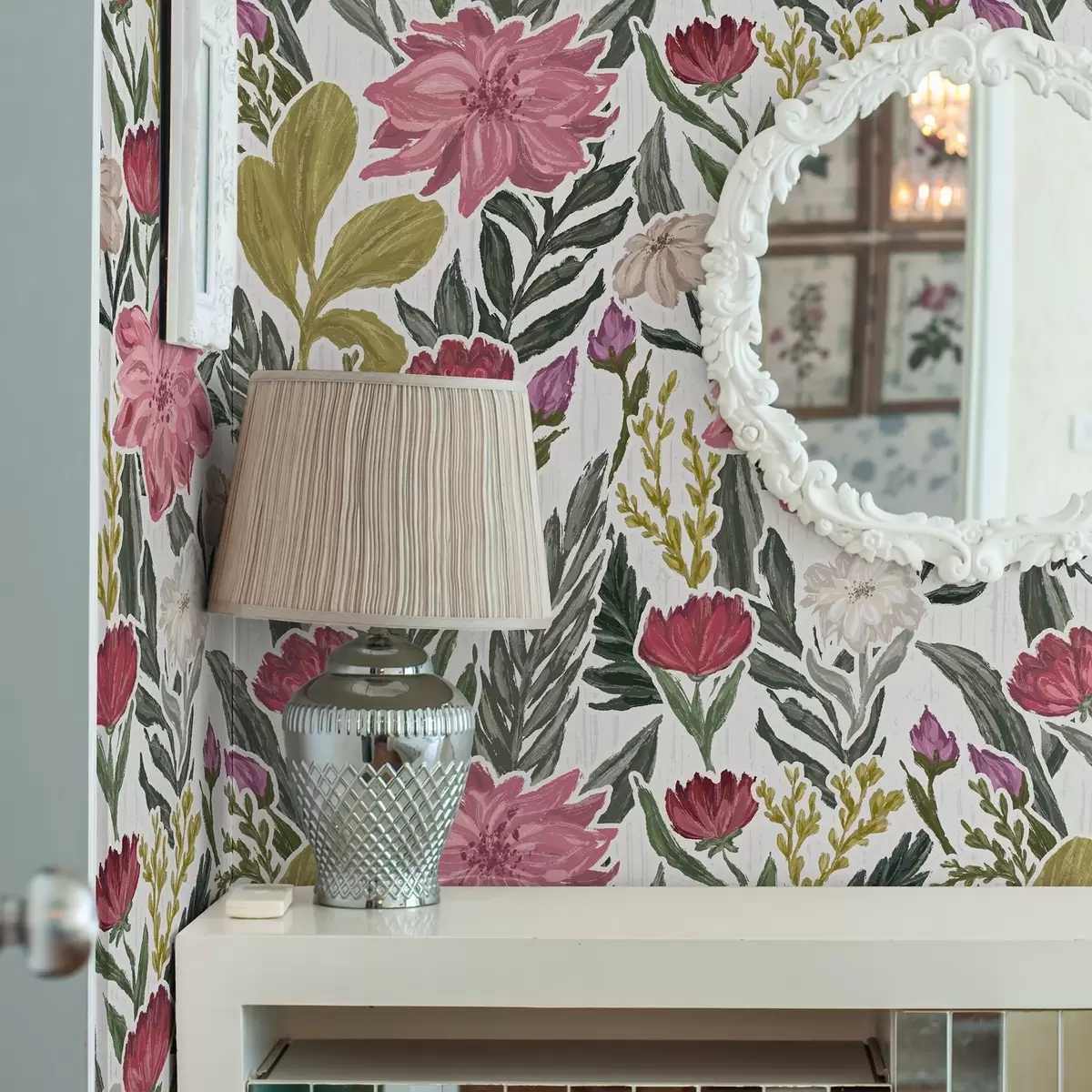 Позадина Бујно ружичасто и кремасто цвеће на белој позадини, импасто текстура a00629v1