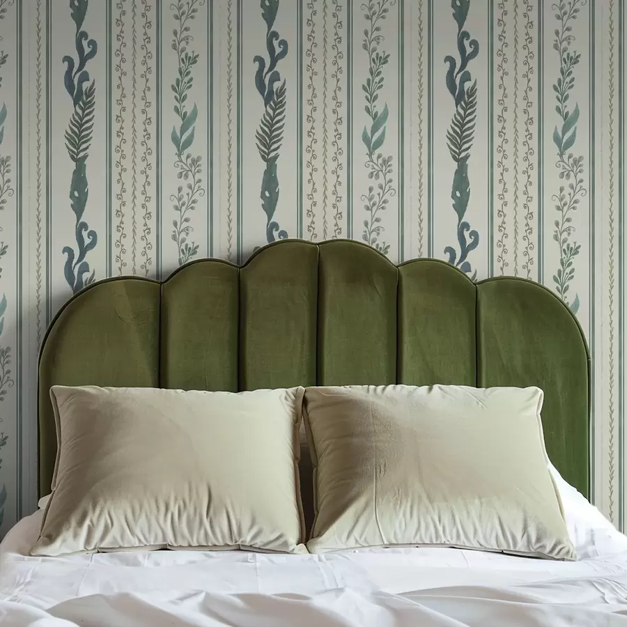 wall murals Пруге са гранама и коврџама на топлом млечном тлу a00823v2