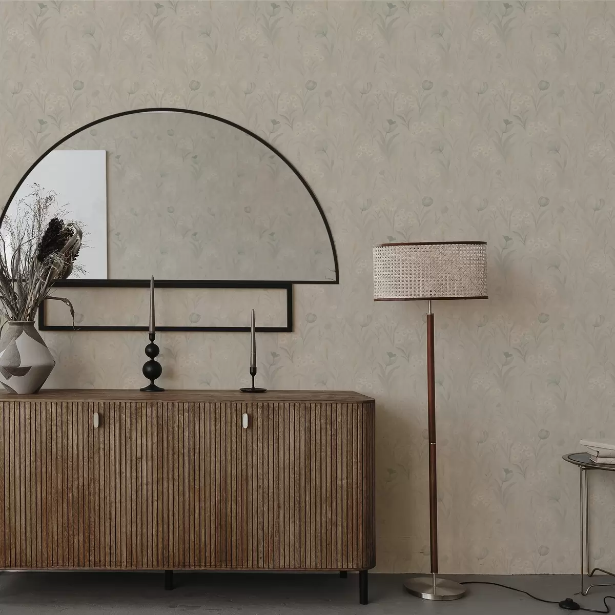 Позадина Нежна ливада са тулипанима и тратинчицама, пастелна жалфија a00779