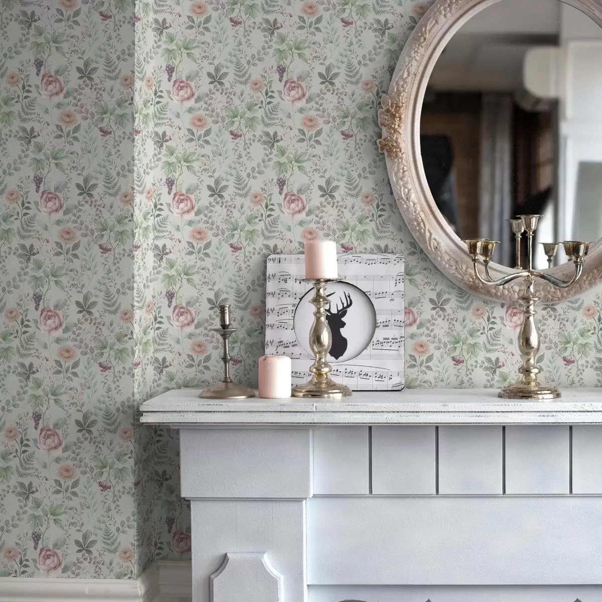 Позадина Пастелна башта са ружама, папратима и грожђем a00867