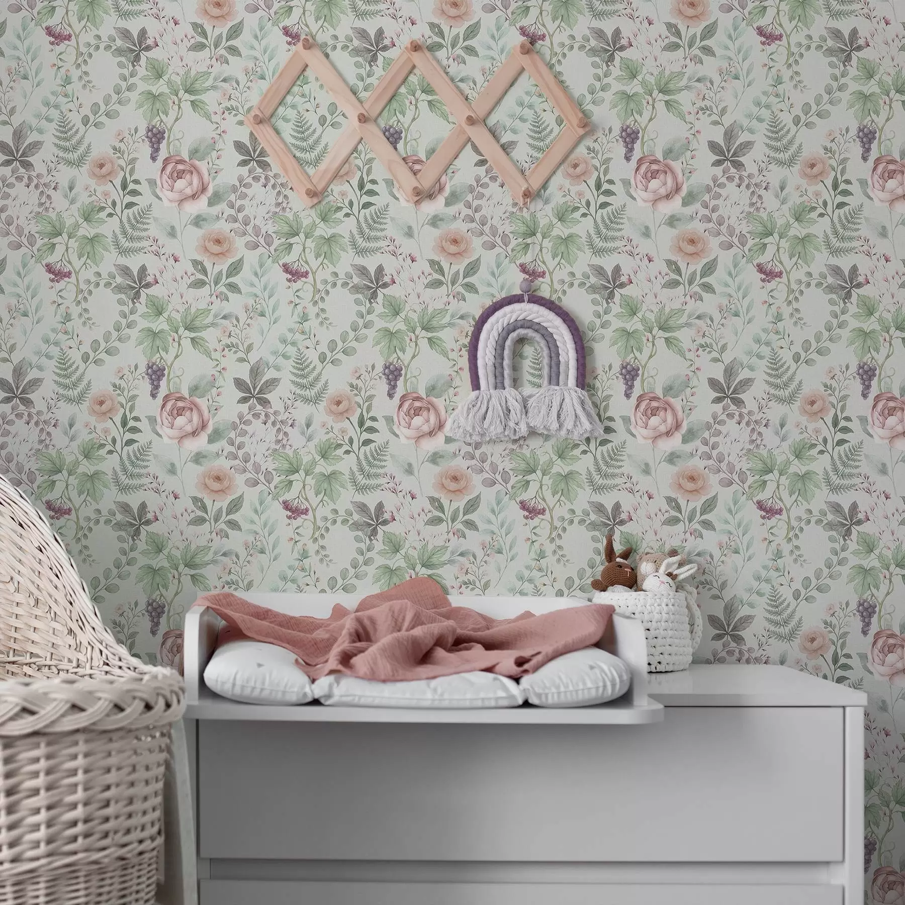 wall murals Пастелна башта са ружама, папратима и грожђем a00867