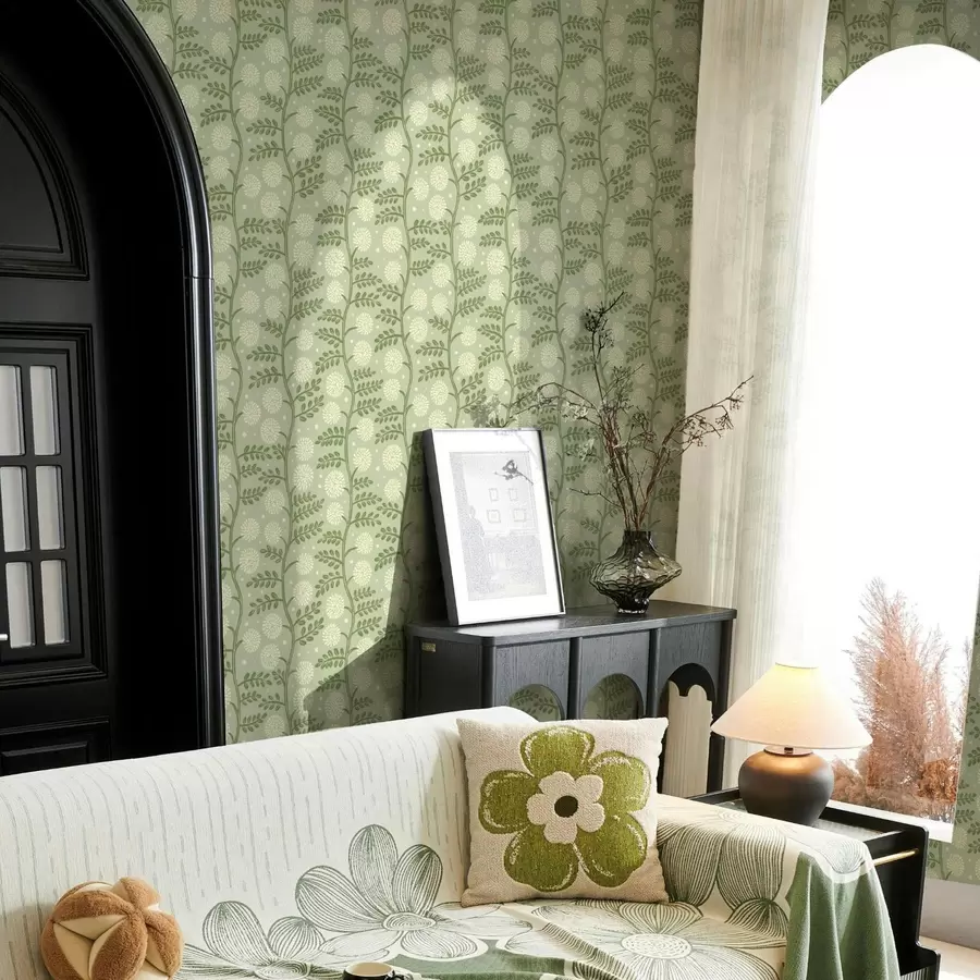 wall murals Стабљике жалфије зелене боје са пахуљастим цветовима и тачкама боје слоноваче a00997v2