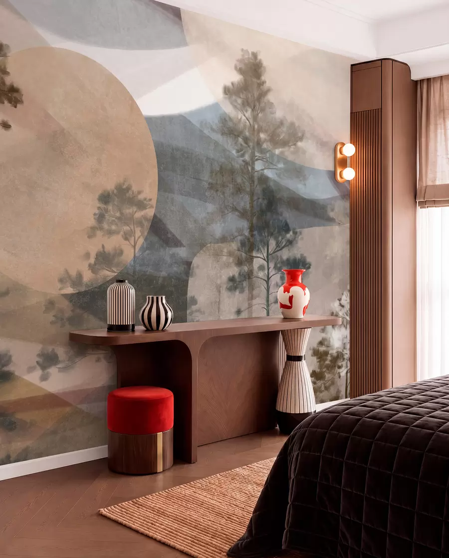 wall murals Високи борови у пригушеном текстурираном пејзажу са апстрактним кружним облицима и слојевитим планинама у земљаним тоновима w09636