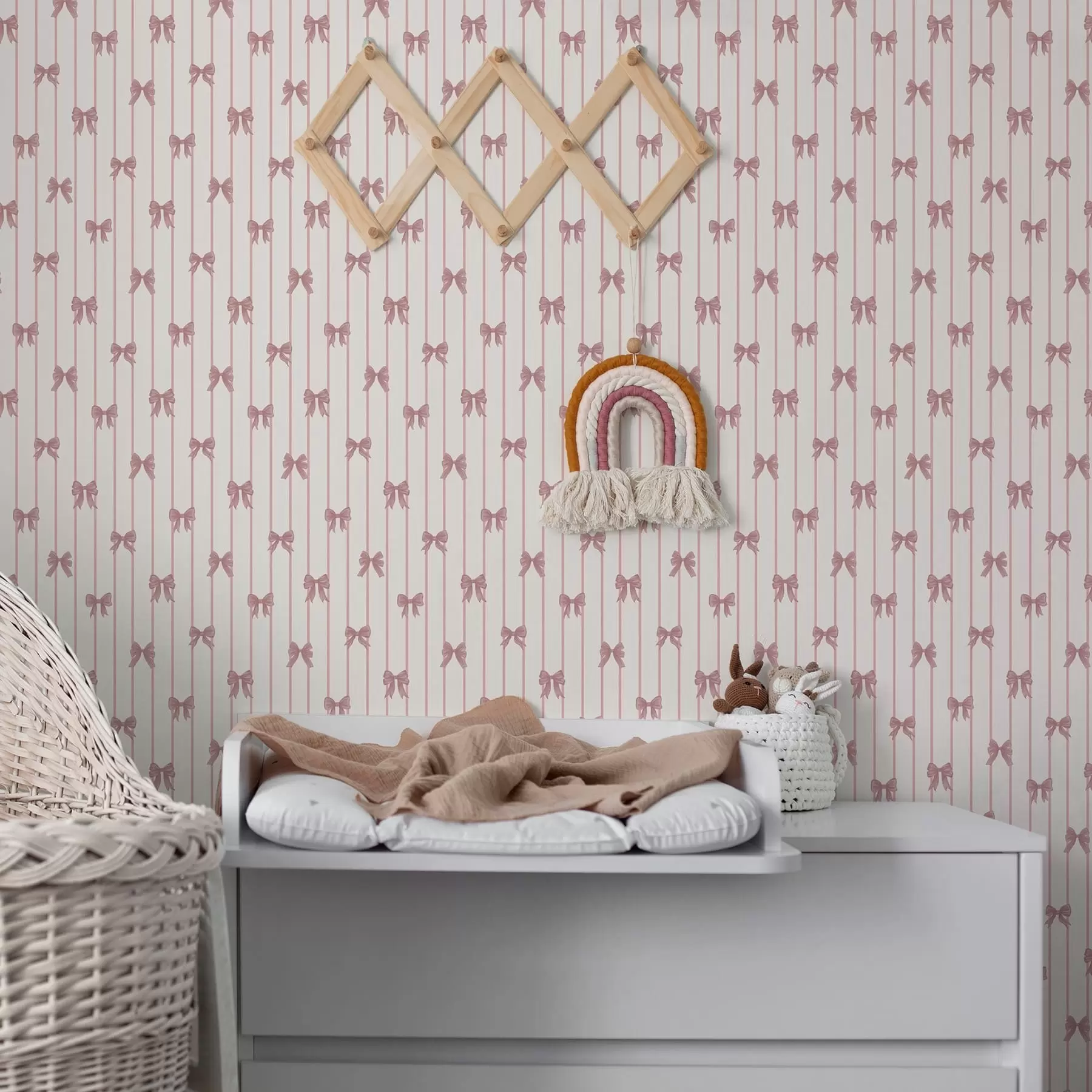 wall murals Мале ружичасте машне у вертикалним пругама a01076
