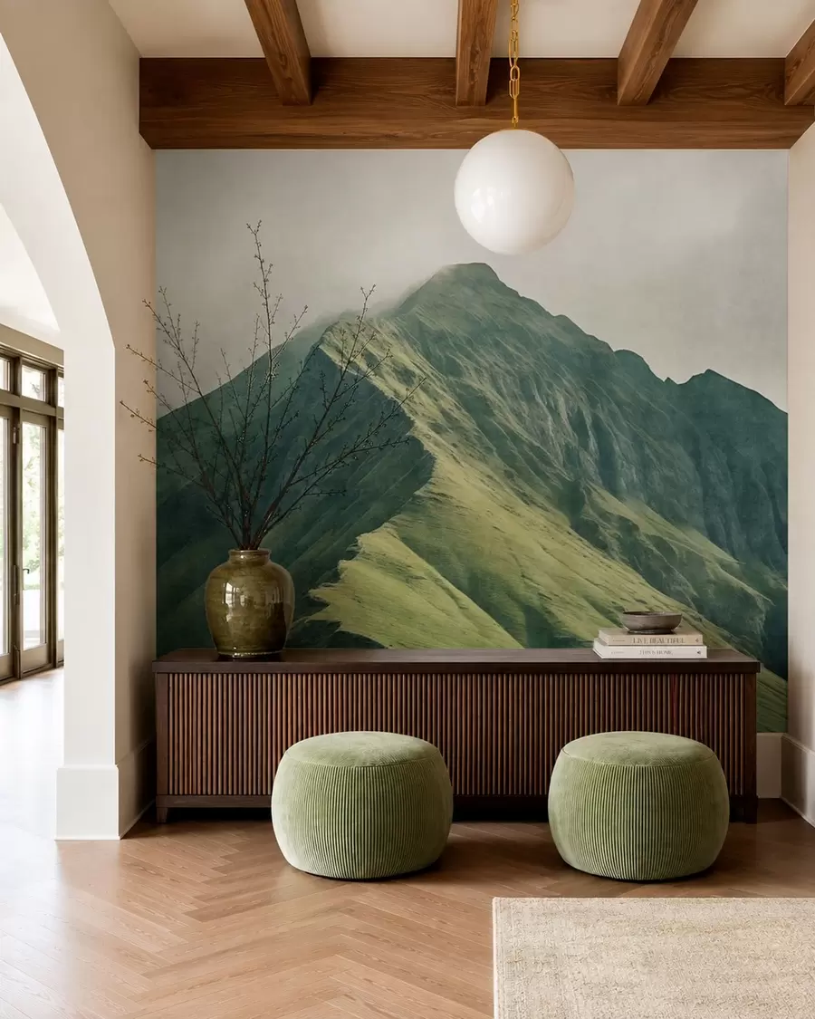 wall murals Планински малахит са зеленим падинама и врхом обавијеним меком маглом w05820